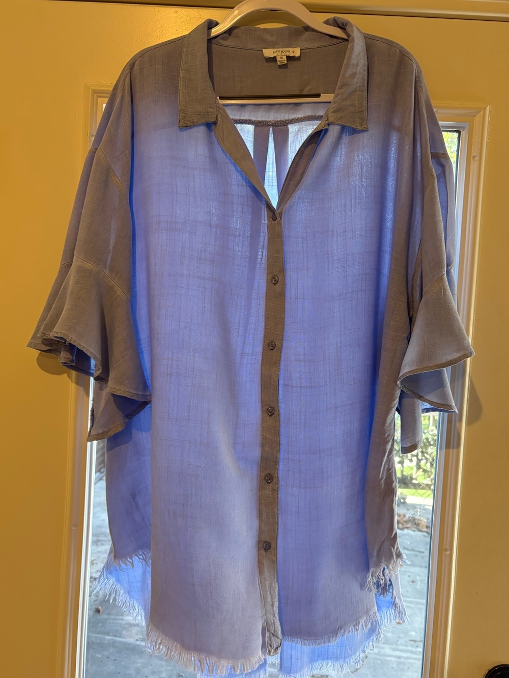 Umgee Light Blue Women’s Button-Up Tunic with Frayed Hem & Flared Sleeves